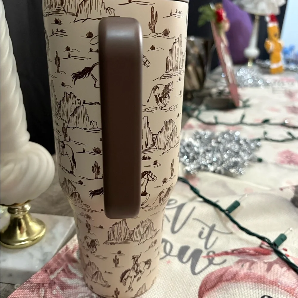 40 oz Out West HydroJug - Picture 2 of 6